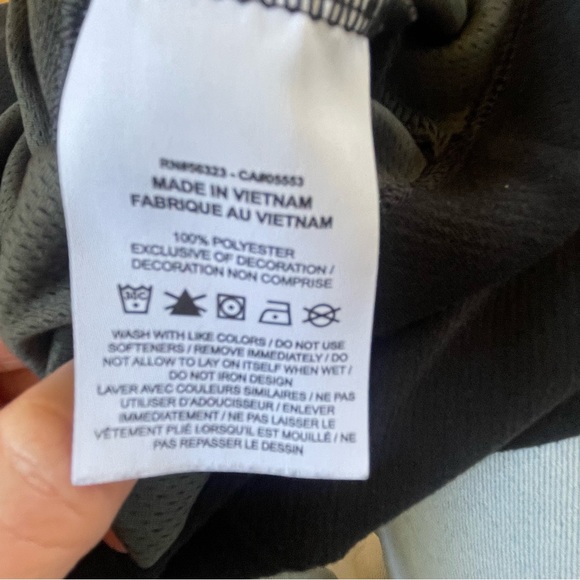 Nike Men's Black Victory Dri-FIT Half-Zip Golf Shirt - Picture 5 of 5